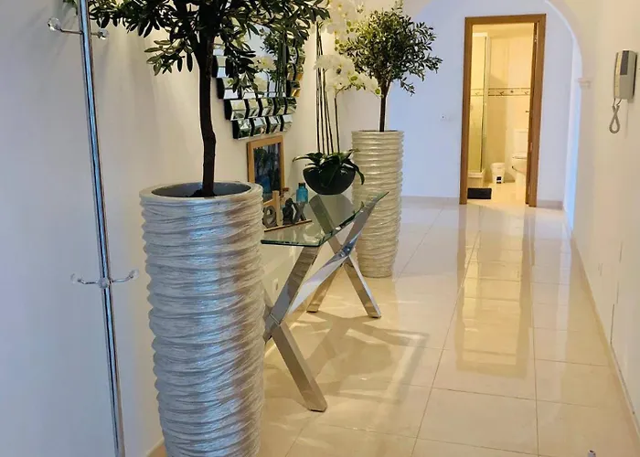 Sweet Apartment *